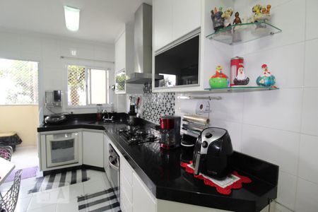 Apartamento para alugar com 84m², 3 quartos e 2 vagasCozinha