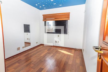 Apartamento à venda com 284m², 3 quartos e 3 vagasQuarto 2