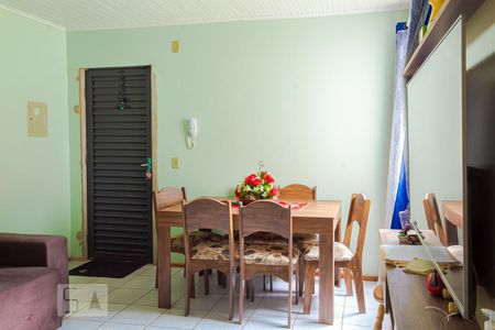 Sala  de apartamento à venda com 2 quartos, 58m² em Igara, Canoas