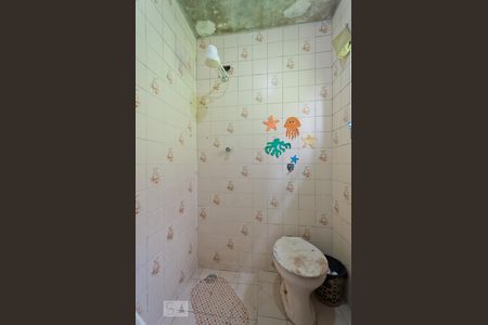 Casa à venda com 180m², 4 quartos e 1 vagaBanheiro da Suíte