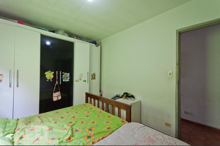 Casa à venda com 180m², 4 quartos e 1 vagaSuíte