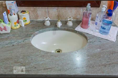 Casa à venda com 175m², 3 quartos e 2 vagasPia