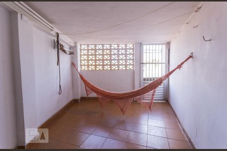 Casa à venda com 175m², 3 quartos e 2 vagasGaragem