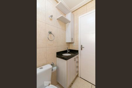 Casa à venda com 159m², 3 quartos e 2 vagasBanheiro social