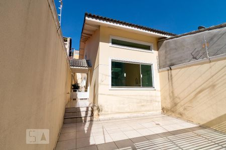 Casa à venda com 159m², 3 quartos e 2 vagasFachada da casa