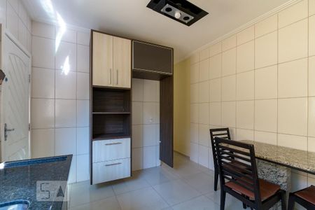 Casa à venda com 159m², 3 quartos e 2 vagasCozinha