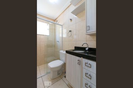 Casa à venda com 159m², 3 quartos e 2 vagasBanheiro social