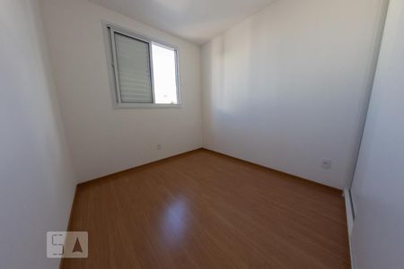 Quarto 1 de apartamento para alugar com 2 quartos, 45m² em Jardim Íris, São Paulo