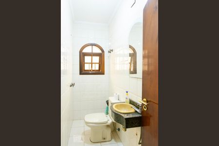 Casa à venda com 350m², 5 quartos e 4 vagasLavabo