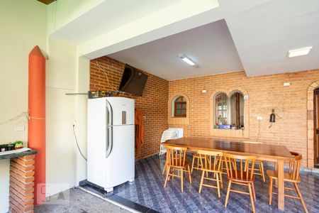 Casa à venda com 350m², 5 quartos e 4 vagasÁrea de lazer