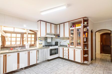 Casa à venda com 350m², 5 quartos e 4 vagasCozinha