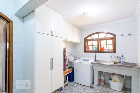 Casa à venda com 350m², 5 quartos e 4 vagasÁrea de Serviço