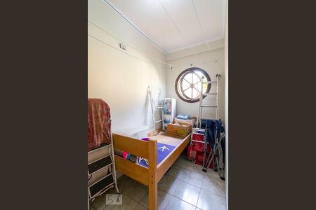 Casa à venda com 350m², 5 quartos e 4 vagasQuarto de Serviço