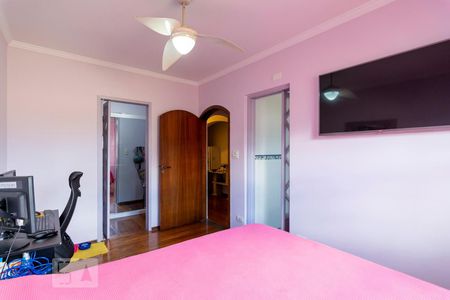 Casa à venda com 350m², 5 quartos e 4 vagasSuíte 2