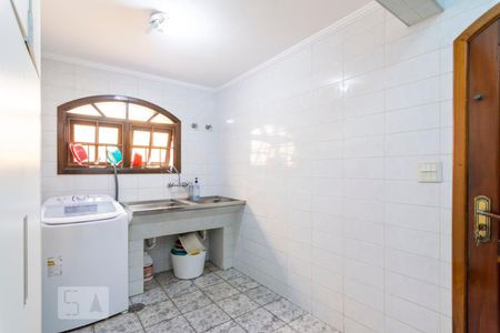 Casa à venda com 350m², 5 quartos e 4 vagasÁrea de Serviço