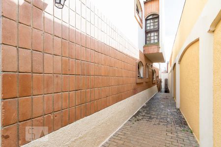 Casa à venda com 350m², 5 quartos e 4 vagasCorredor Lateral