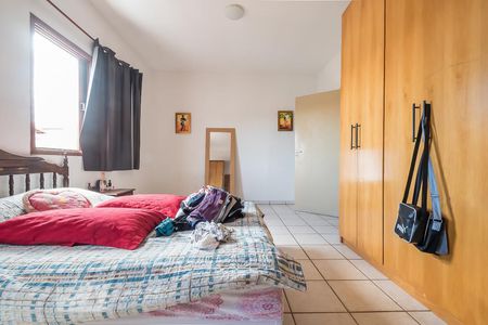 Casa à venda com 150m², 3 quartos e 2 vagas Casa à venda com 150m², 3 quartos e 2 vagasQuarto 2