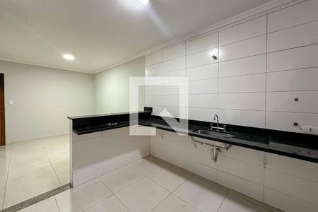 Casa à venda com 200m², 3 quartos e 5 vagas Casa à venda com 200m², 3 quartos e 5 vagasCozinha