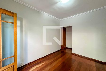 Casa à venda com 200m², 3 quartos e 5 vagas Casa à venda com 200m², 3 quartos e 5 vagasSuíte 3