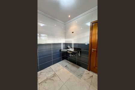 Casa à venda com 200m², 3 quartos e 5 vagas Casa à venda com 200m², 3 quartos e 5 vagasBanheiro da Suíte 1