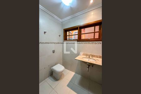 Casa à venda com 200m², 3 quartos e 5 vagas Casa à venda com 200m², 3 quartos e 5 vagasBanheiro da Suíte 3