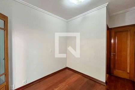 Casa à venda com 200m², 3 quartos e 5 vagas Casa à venda com 200m², 3 quartos e 5 vagasSuíte 2