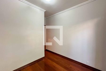 Casa à venda com 200m², 3 quartos e 5 vagas Casa à venda com 200m², 3 quartos e 5 vagasSuíte 2