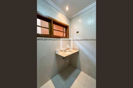 Casa à venda com 200m², 3 quartos e 5 vagas Casa à venda com 200m², 3 quartos e 5 vagasBanheiro da Suíte 3