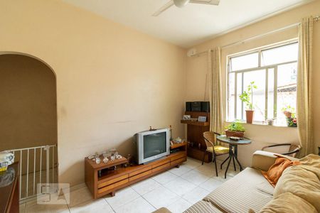SALAde Apartamento com 2 quartos, 70m² Icaraí