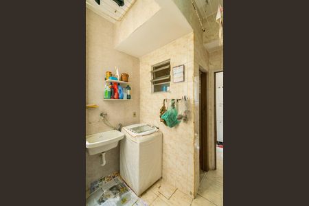 Apartamento à venda com 70m², 2 quartos e sem vagaÁREA DE SERVIÇO