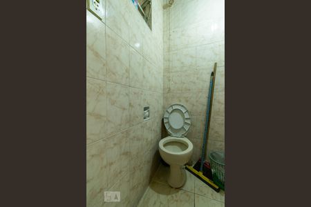 Apartamento à venda com 70m², 2 quartos e sem vagaBANHEIRO DE SERVIÇO