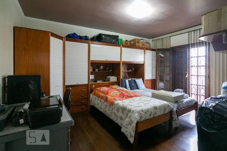 Casa à venda com 380m², 4 quartos e 5 vagasSuíte 2