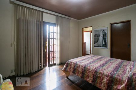 Casa à venda com 380m², 4 quartos e 5 vagasSuíte 1