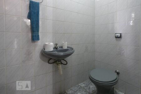 Casa à venda com 380m², 4 quartos e 5 vagasLavabo Academia