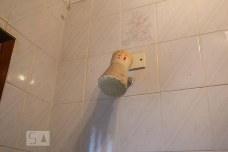 Casa à venda com 380m², 4 quartos e 5 vagasChuveiro