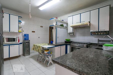 Casa à venda com 380m², 4 quartos e 5 vagasCozinha