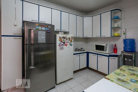 Casa à venda com 380m², 4 quartos e 5 vagasCozinha