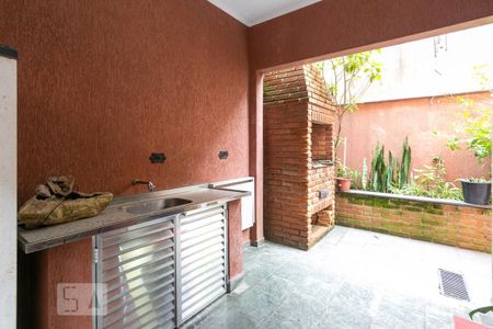 Casa à venda com 380m², 4 quartos e 5 vagasChurrasqueira
