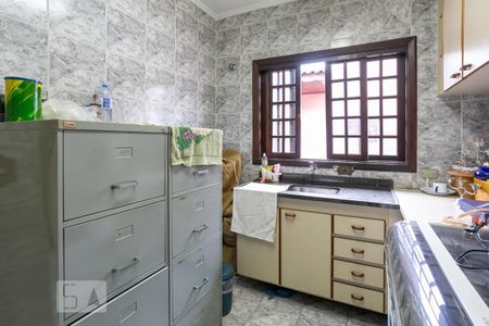 Casa à venda com 380m², 4 quartos e 5 vagasCozinha edícula