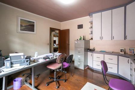 Casa à venda com 380m², 4 quartos e 5 vagasQuarto 2