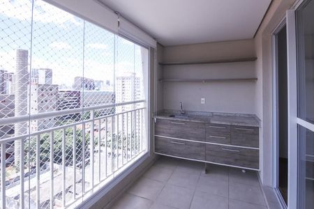 Varanda Sala de apartamento à venda com 3 quartos, 76m² em Vila Pompéia, São Paulo
