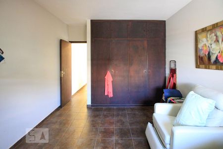 Casa à venda com 220m², 2 quartos e 2 vagasQuarto 2