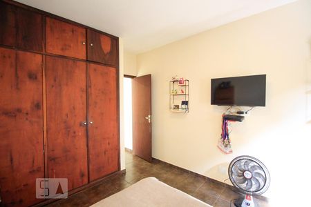 Casa à venda com 220m², 2 quartos e 2 vagasQuarto 1