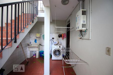 Casa à venda com 220m², 2 quartos e 2 vagasLavanderia