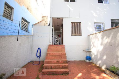 Casa à venda com 220m², 2 quartos e 2 vagasQuintal
