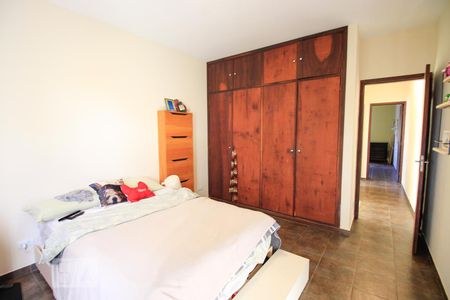 Casa à venda com 220m², 2 quartos e 2 vagasQuarto 1