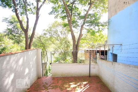 Casa à venda com 220m², 2 quartos e 2 vagasQuintal