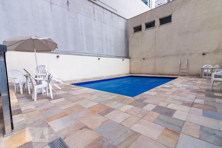 Apartamento para alugar com 42m², 1 quarto e 1 vaga Apartamento para alugar com 42m², 1 quarto e 1 vagaÁrea comum - Piscina