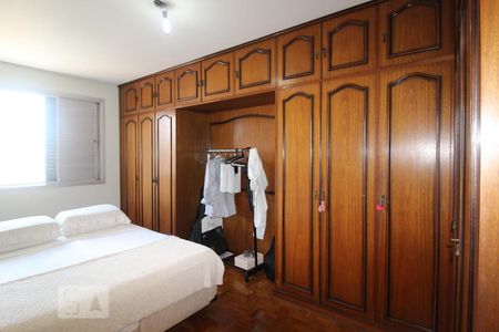 Quarto de apartamento à venda com 4 quartos, 203m² em Santo Antônio, São Caetano do Sul