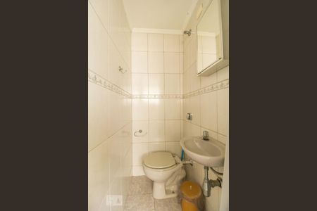Banheiro de Serviço de apartamento à venda com 3 quartos, 84m² em Vila Barreto, São Paulo